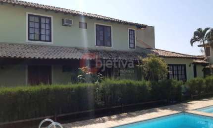 Casa duplex a venda em condomínio com 3 suítes - Ogiva - Cabo Frio