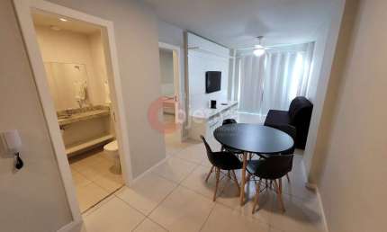 Apartamento linear, 1 quarto, Praia do Forte - Cabo Frio
