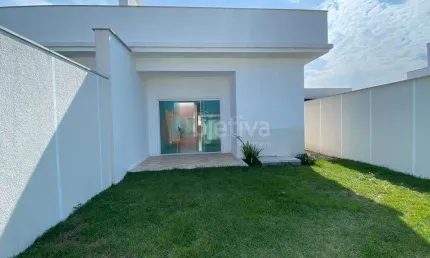 Casa térrea independente, 3 quartos, Vila do Peró - Cabo Frio - Rj