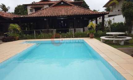 Casa a venda em condomínio de luxo 4 quartos São Bento - Cabo Frio