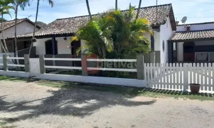 Casa independente a venda 3 quartos em Balneário em São Pedro da Aldeia