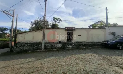 Casa a venda precisando de reparos - Caminho de Buzios - Cabo Frio