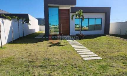 Casa em condomínio, 4 quartos, Balneário - São Pedro da Aldeia
