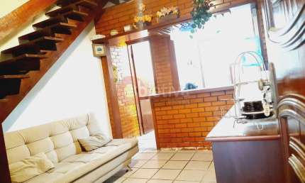 Casa duplex em condomínio a venda, 3 quartos, Peró - Cabo Frio