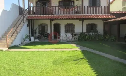 Casa independente, 12 quartos, à venda no peró - cabo frio