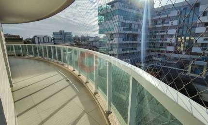 Apartamento linear, 3 quartos, 145 m², Centro - Cabo Frio
