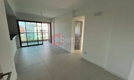 Apartamento linear, 2 quartos, 1 vaga, Nova São Pedro - São Pedro da Aldeia