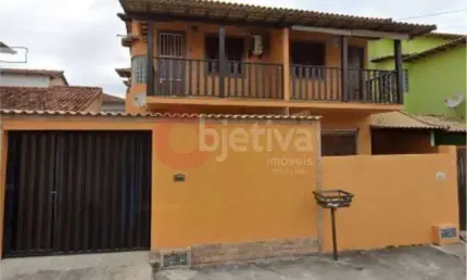 Casa independente duplex a venda com 3 quartos - Palmeiras - Cabo Frio/RJ