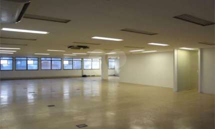 Casa comercial à venda na Rua Eugênio de Medeiros, 242, Pinheiros, São Paulo, 517 m2 por R$ 6.500.000