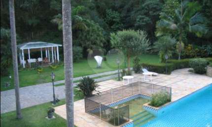 Casa em condomínio fechado com 8 quartos à venda na Rua Medina, 208, Parque Silvino Pereira, Cotia, 1600 m2 por R$ 6.000.000