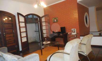 Casa com 3 quartos à venda na Rua Tapaxanas, 19, Horto Florestal, São Paulo, 304 m2 por R$ 950.000