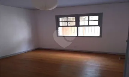 Casa com 3 quartos para alugar na Rua São Benedito, 1941, Santo Amaro, São Paulo, 160 m2 por R$ 5.000
