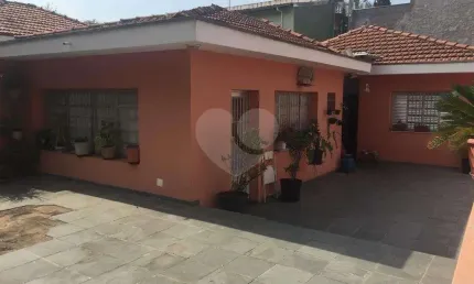 Casa com 3 quartos à venda na Praça Antônia Maturano Lago, 56, Vila Roque, São Paulo, 180 m2 por R$ 799.000
