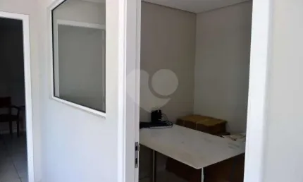 Prédio para alugar na Avenida Andrômeda, 612, Green Valley Alphaville, Barueri, 582 m2 por R$ 32.000