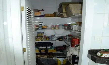 Apartamento com 3 quartos à venda na Rua Correggio, 295, Vila Suzana, São Paulo, 254 m2 por R$ 990.000