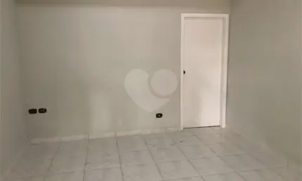 Casa com 3 quartos à venda na Rua Tenente João Salustiano Lira, 72, Jardim Humaitá, São Paulo, 200 m2 por R$ 1.200.000