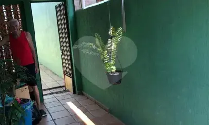 Casa com 4 quartos à venda na Rua Doutor Paulo Gatti, 190, Vila Romero, São Paulo, 242 m2 por R$ 600.000