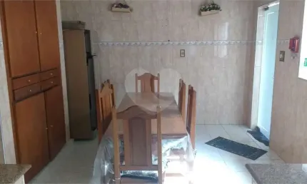 Casa com 2 quartos à venda na Rua Roque Pereira, 90, Vila Irmãos Arnoni, São Paulo, 190 m2 por R$ 750.000