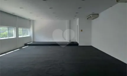 Prédio para alugar na Rua Victório Primon, 372, Limão, São Paulo, 350 m2 por R$ 22.500