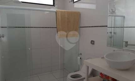 Casa com 3 quartos à venda na Rua José Benedito Nogueira, 76, Vila Irmãos Arnoni, São Paulo, 240 m2 por R$ 750.000