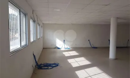 Prédio para alugar na Rua Doutor Leopoldo Silva, 188, Ferreira, São Paulo, 460 m2 por R$ 16.000