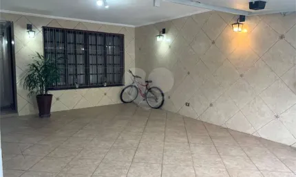 Casa com 3 quartos à venda na Rua das Leguminosas, 42, Parque das Árvores, São Paulo, 125 m2 por R$ 790.000