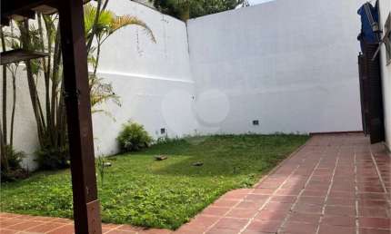 Casa com 3 quartos à venda na Rua Jeriquara, 58, Vila Inah, São Paulo, 280 m2 por R$ 1.600.000