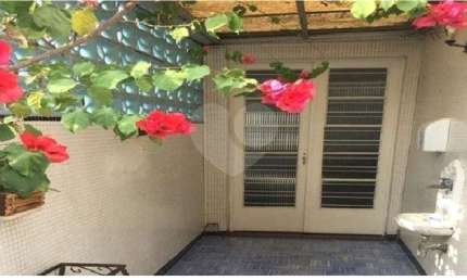 Casa com 4 quartos à venda na Rua Juvenal Parada, 130, Mooca, São Paulo, 150 m2 por R$ 1.010.000