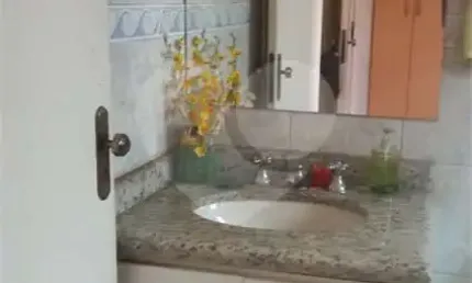 Casa com 3 quartos à venda na Rua Doutor Valentim Bouças, 511, Vila Mazzei, São Paulo, 170 m2 por R$ 1.100.000