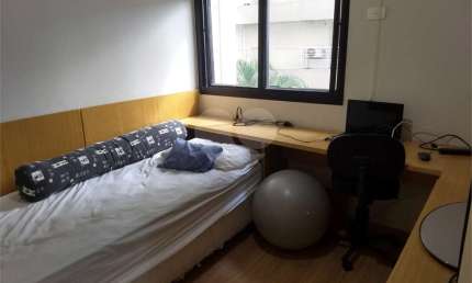Apartamento com 4 quartos à venda na Rua Castro Alves, 491, Aclimação, São Paulo, 185 m2 por R$ 1.700.000