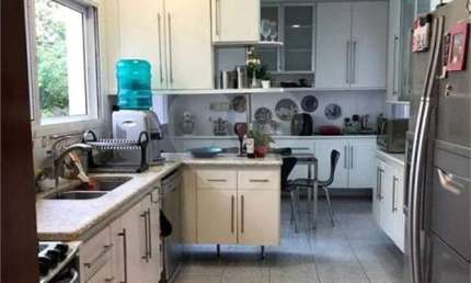 Casa em condomínio fechado com 4 quartos para alugar na Alameda Jaguaruna, 570, Residencial Morada dos Lagos, Barueri, 420 m2 por R$ 15.000