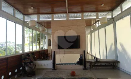 Casa em condomínio fechado com 3 quartos à venda na Estrada Fazendinha, 6600, Jardim Ana Estela, Carapicuíba, 500 m2 por R$ 1.750.000