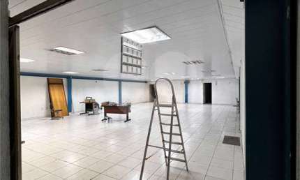 Barracão / Galpão / Depósito para alugar na Rua Nhengaibas, 1, Vila Graciosa, São Paulo, 800 m2 por R$ 20.000