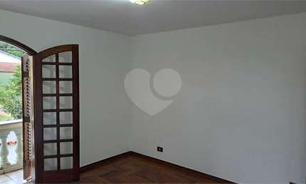 Casa com 4 quartos à venda na Avenida São Bento, 1180, Vila Galvão, Guarulhos, 340 m2 por R$ 1.500.000