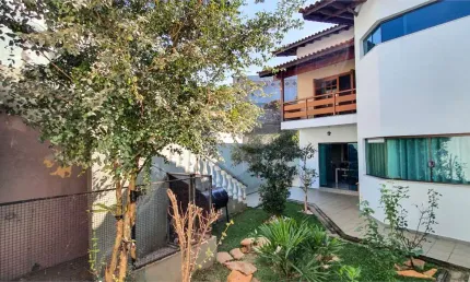 Casa com 4 quartos à venda na Rua Doutor Benedito Gomes da Silva, 84, Sítio da Figueira, São Paulo, 294 m2 por R$ 1.550.000