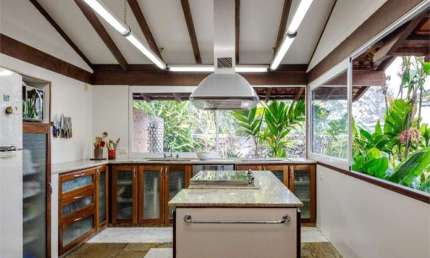 Casa em condomínio fechado com 3 quartos à venda na Rua Panamá, 99, Recanto Impla, Carapicuíba, 274 m2 por R$ 2.650.000
