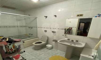 Casa com 4 quartos à venda na Rua Cândido Pereira Pessoa, 87, Vila Carrão, São Paulo, 250 m2 por R$ 1.300.000