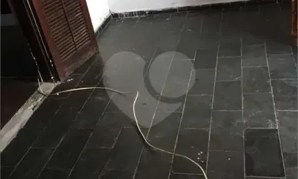 Casa com 3 quartos à venda na Rua Keyle Emilia Lemos Santos, 55, Parque Continental I, Guarulhos, 190 m2 por R$ 550.000