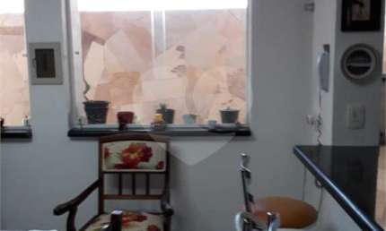 Casa com 3 quartos à venda na Rua Mena, 376, Jardim Santa Mena, Guarulhos, 185 m2 por R$ 640.000