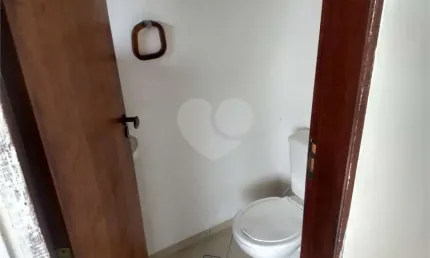 Casa com 2 quartos à venda na Rua Edgard Genezini, 223, Bosque, Vinhedo, 250 m2 por R$ 720.000