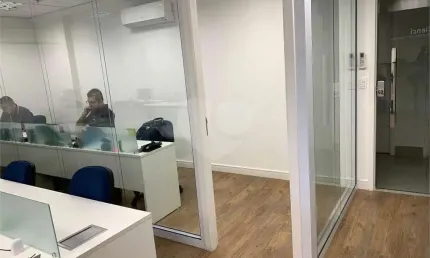 Sala comercial à venda na Rua Verbo Divino, 2001, Chácara Santo Antônio, São Paulo, 62 m2 por R$ 747.000