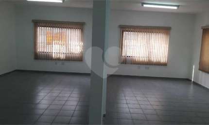Prédio para alugar na Rua Lucas Fortunato, 181, Vila Mathias, Santos, 480 m2 por R$ 8.000