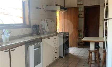 Casa em condomínio fechado com 4 quartos à venda na Avenida Ciro Saldanha de Castro, 9, Palos Verdes, Carapicuíba, 410 m2 por R$ 2.690.000
