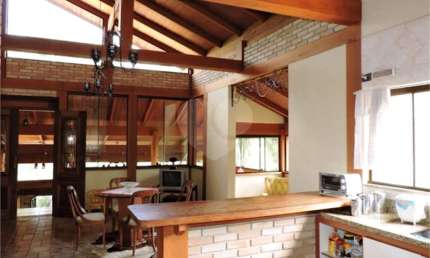 Casa em condomínio fechado com 5 quartos à venda na Rua das Hortênsias, 90, Chácara Vale do Rio Cotia, Carapicuíba, 530 m2 por R$ 1.690.000