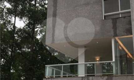 Casa em condomínio fechado com 4 quartos para alugar na Alameda do Orvalho, 92, Cidade Tamboré, Santana de Parnaíba, 560 m2 por R$ 27.000