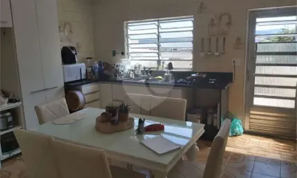 Casa com 2 quartos à venda na Rua Ângelo de Cândia, 1477, Cidade São Mateus, São Paulo, 300 m2 por R$ 600.000