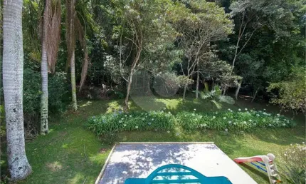 Casa em condomínio fechado com 3 quartos à venda na Rua Arapanés, 5, Aldeia da Fazendinha, Carapicuíba, 398 m2 por R$ 2.300.000