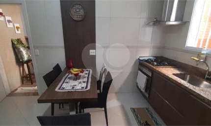 Casa com 3 quartos à venda na Rua José Gonçalves da Mota Jr., 9, Vila Belmiro, Santos, 113 m2 por R$ 851.000