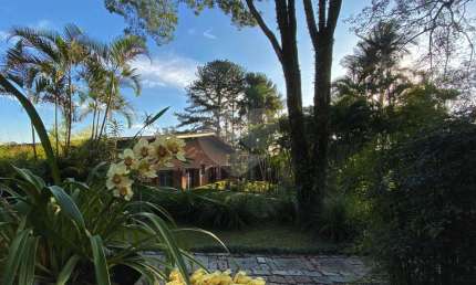 Casa em condomínio fechado com 4 quartos à venda na Rua das Camélias, 600, Chácara Vale do Rio Cotia, Carapicuíba, 521 m2 por R$ 2.100.000
