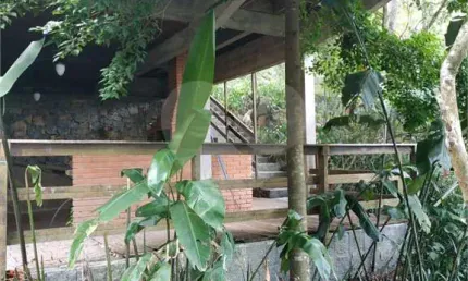 Chácara / sítio com 3 quartos à venda na Rua Minerva, 7, Parque Mirante de Parnaíba, Santana de Parnaíba, 223 m2 por R$ 2.000.000